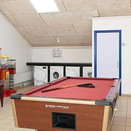 Holiday home Xcix